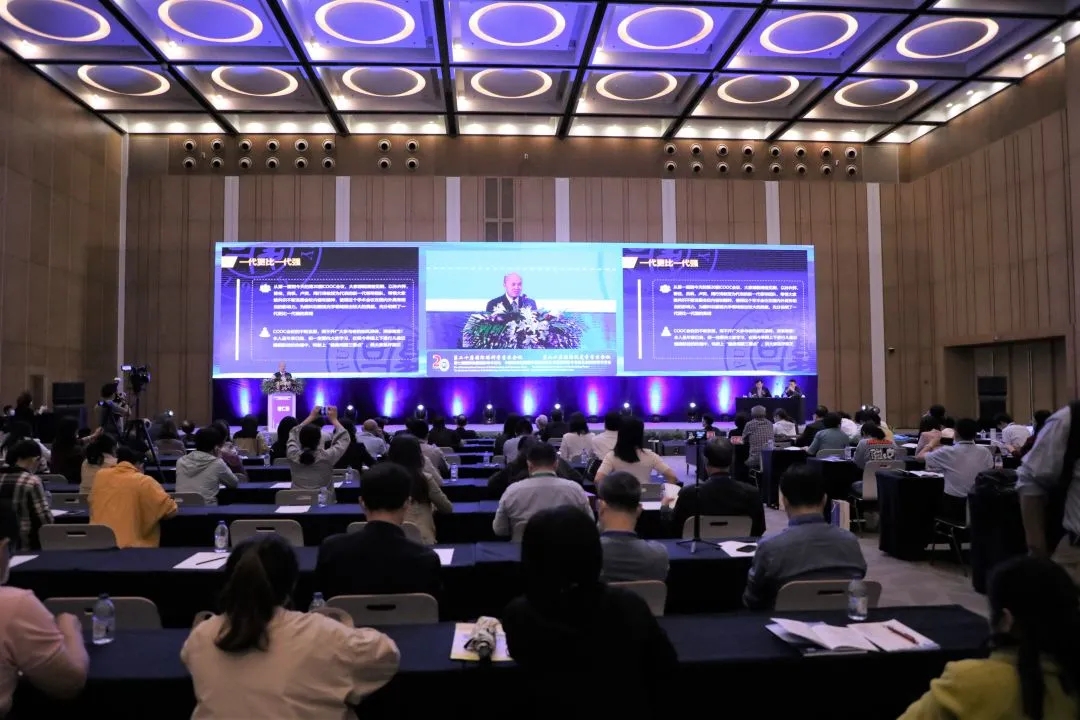 褚仁,遠(yuǎn),為,眼科,發(fā)展,添磚加瓦,COOC,學(xué)術(shù)會(huì)議,