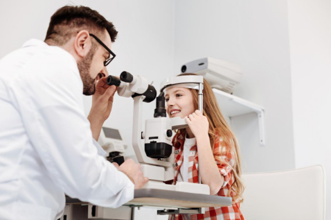 醫(yī)學(xué)驗(yàn)光配鏡,?，斎鹨曆劭?上海眼科醫(yī)院