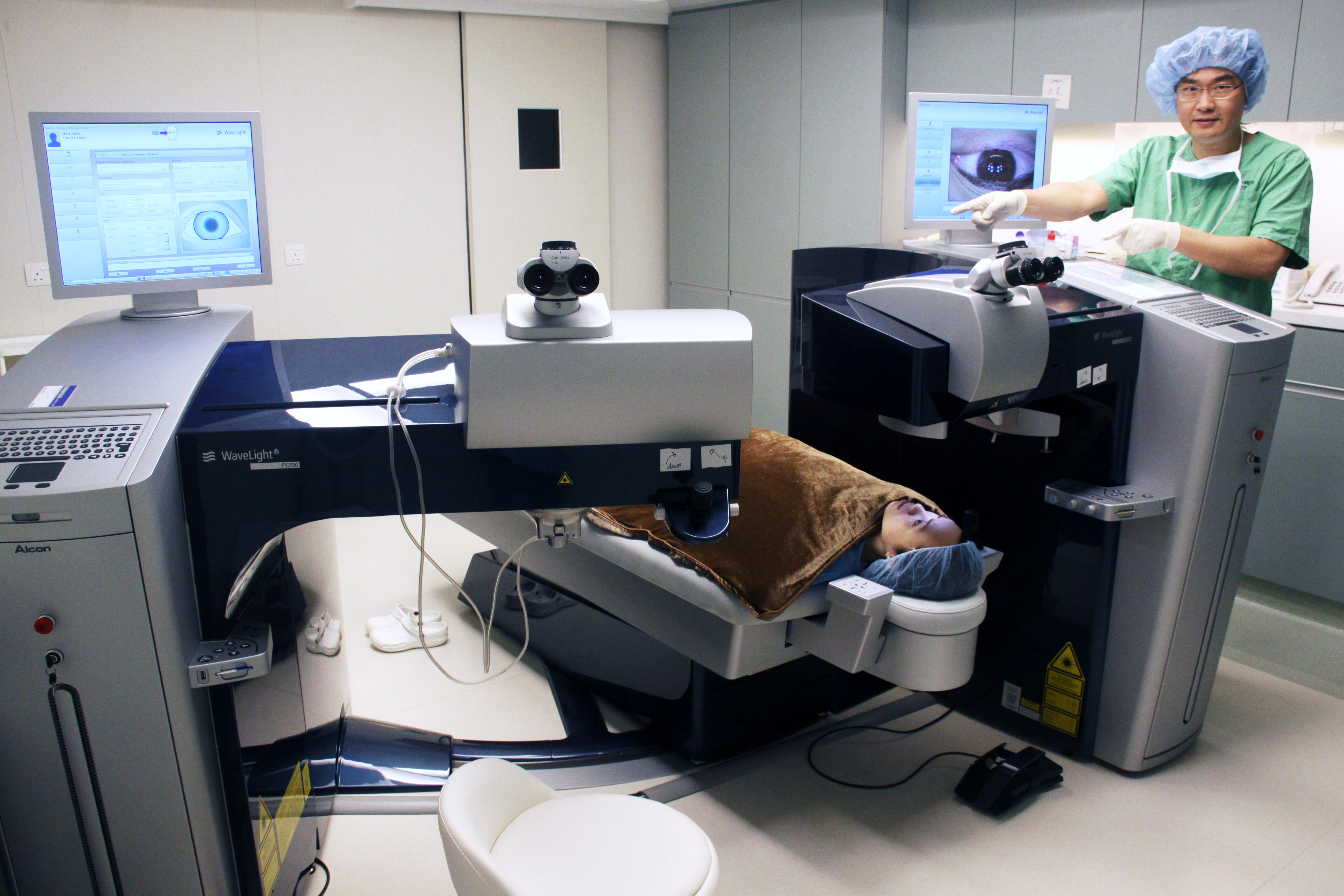 屈光矯視,?，斎鹨曆劭?上海眼科醫(yī)院